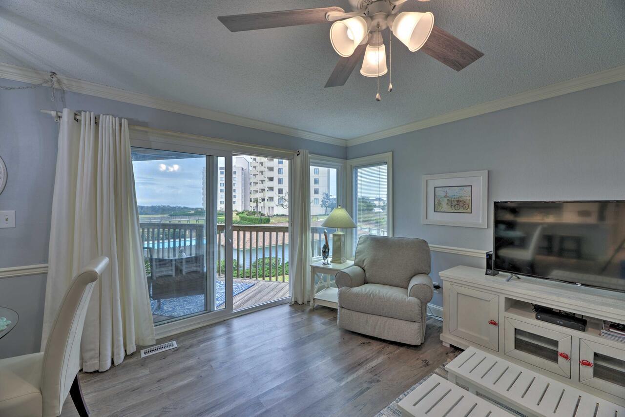 Bright Emerald Isle Condo With Private Beach Access! Esterno foto